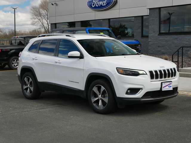 Used 2019 Jeep Cherokee Limited with VIN 1C4PJMDX5KD136470 for sale in Hastings, Minnesota