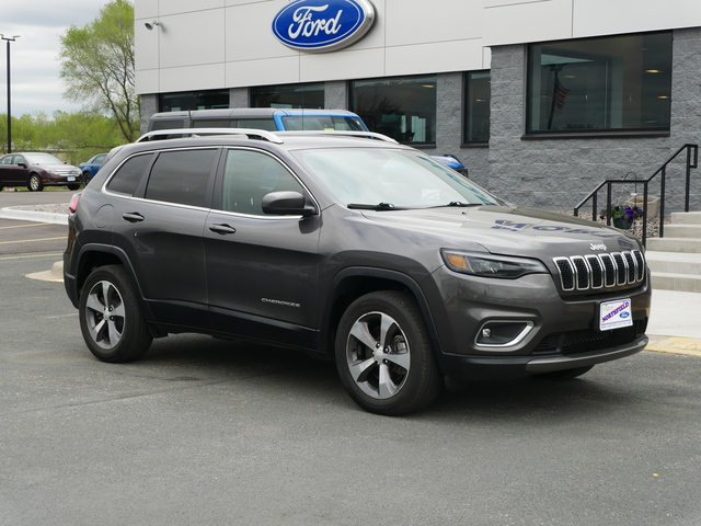 Used 2019 Jeep Cherokee Limited with VIN 1C4PJMDX6KD391130 for sale in Hastings, Minnesota