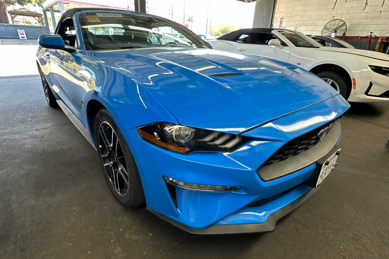 2022 Ford Mustang 2D Convertible