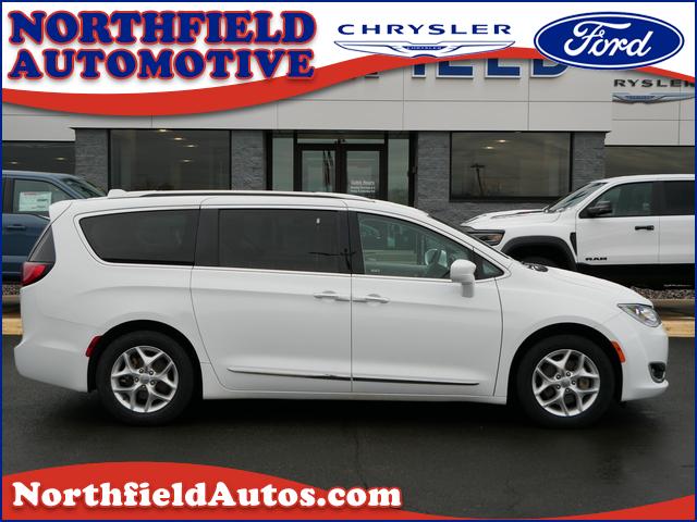 used 2020 Chrysler Pacifica Touring L FWD
