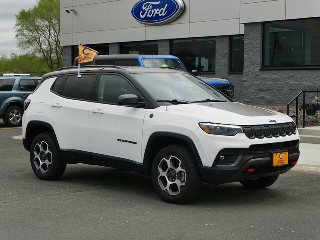 Used 2022 Jeep Compass Trailhawk with VIN 3C4NJDDB5NT132297 for sale in Hastings, Minnesota
