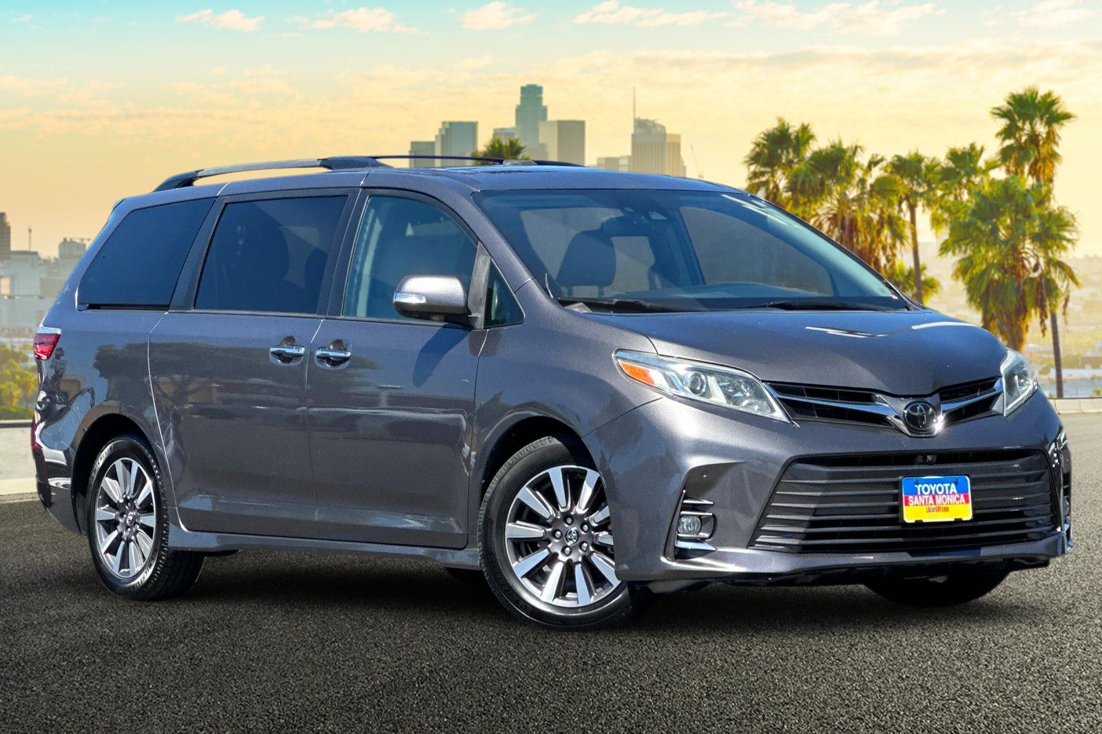 2019 Toyota Sienna Limited Premium 4D Passenger Van