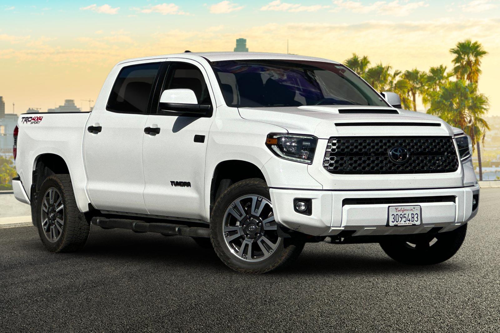 2020 Toyota Tundra SR5 4D CrewMax